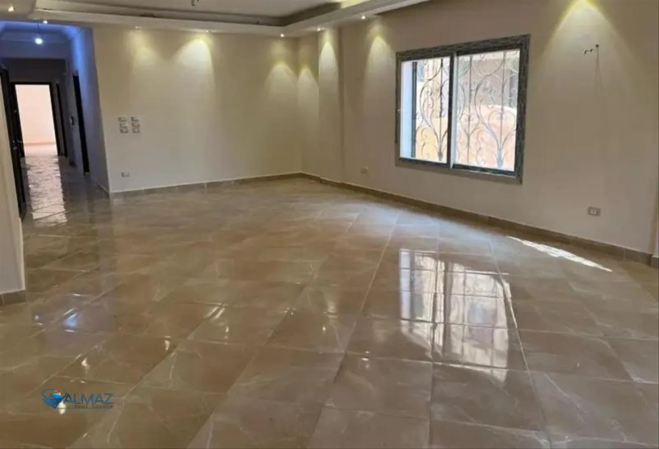 Rent in El Nakheel: Apartment for rent in the Nakheel Resort