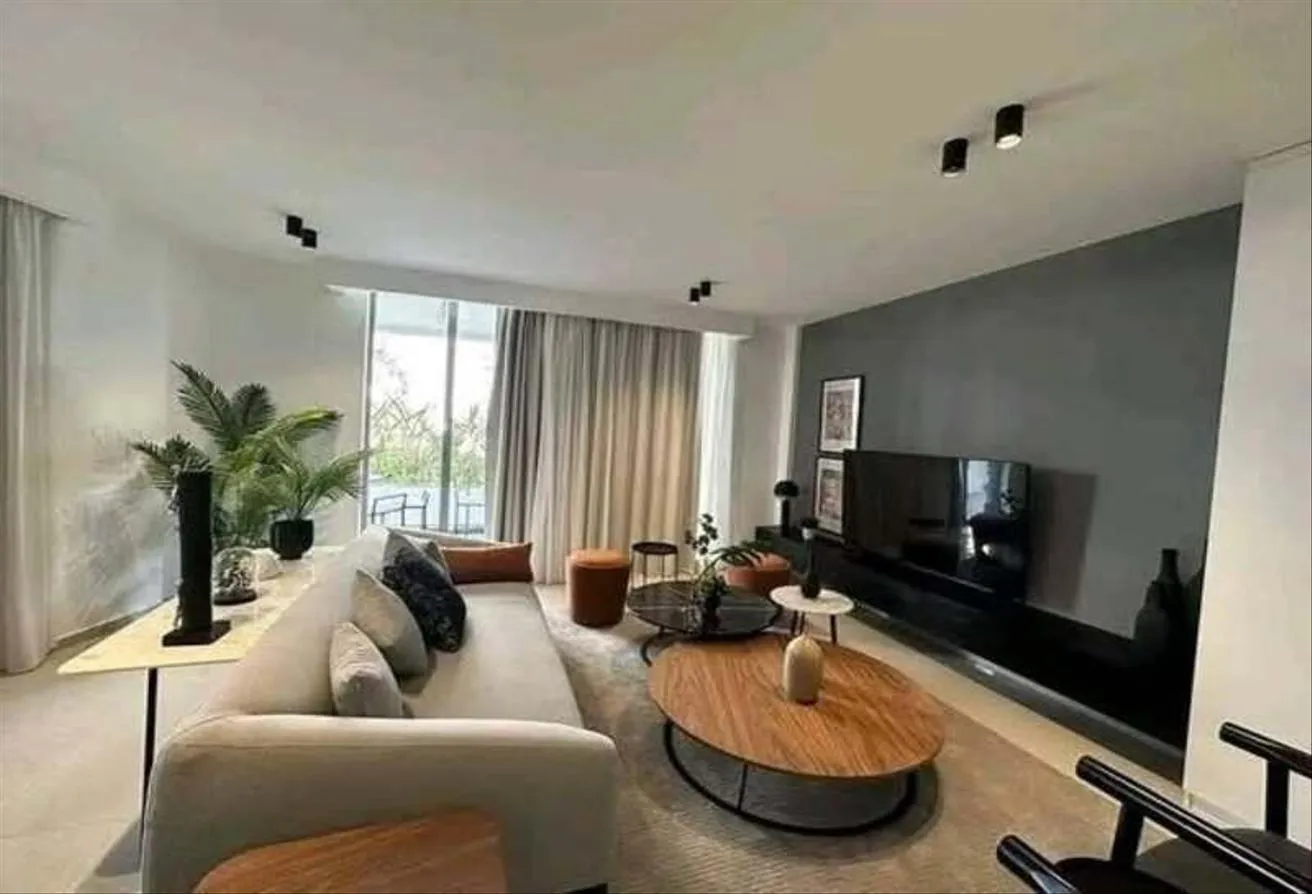 Sale in Latin District: شقه Ready To Move متشطبه بالكامل فى الحي اللاتينى