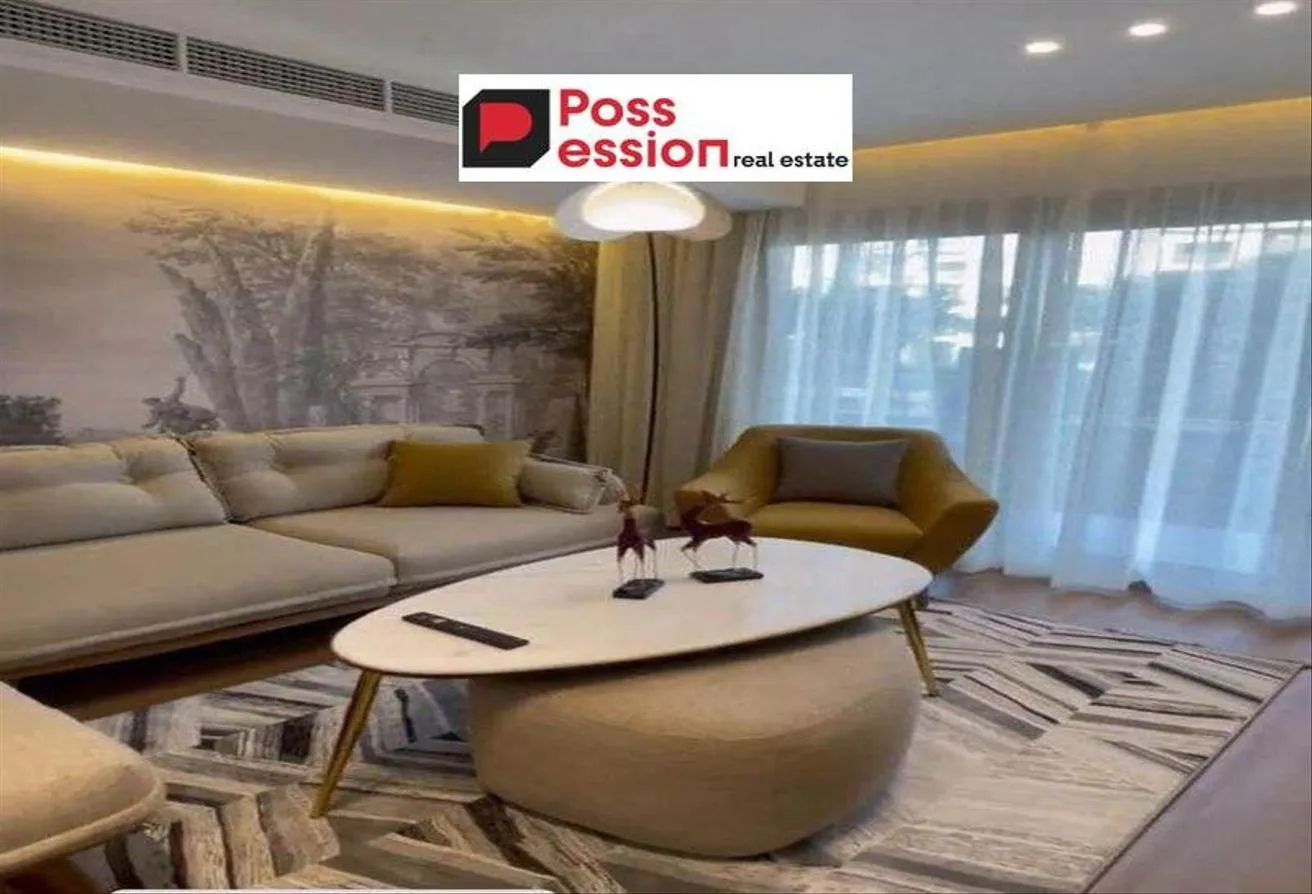 Sale in Mountain View 1: Stand Alone Villa with furnishings and appliances
