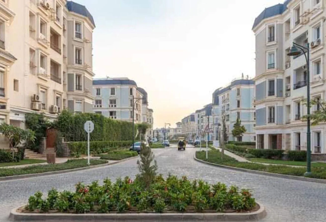 Sale in Mountain View iCity October: I villa with a garden nearest delivery in Icity