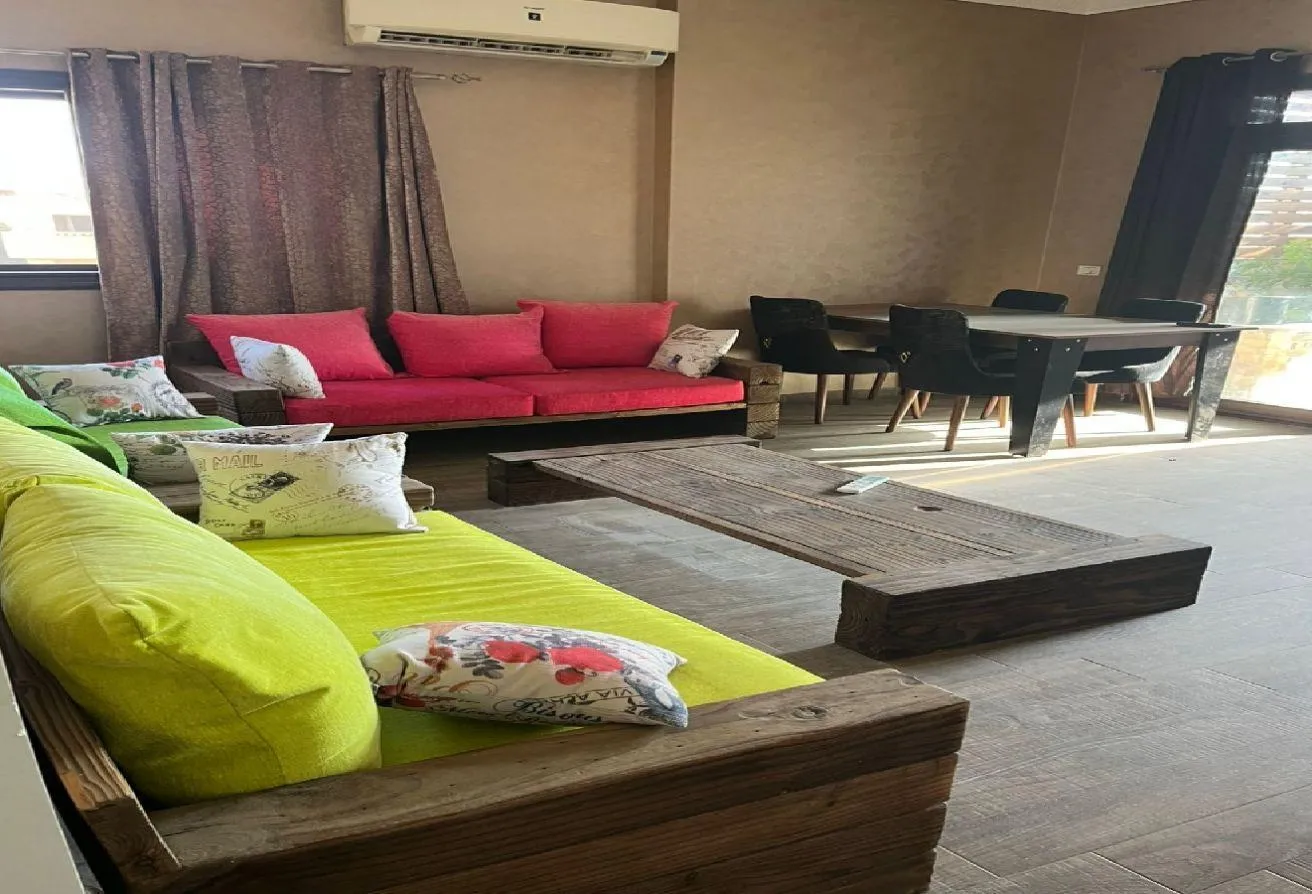 Rent in District 1: بنتهاوس إيجار مفروش ١٨٠م الحى الأول
