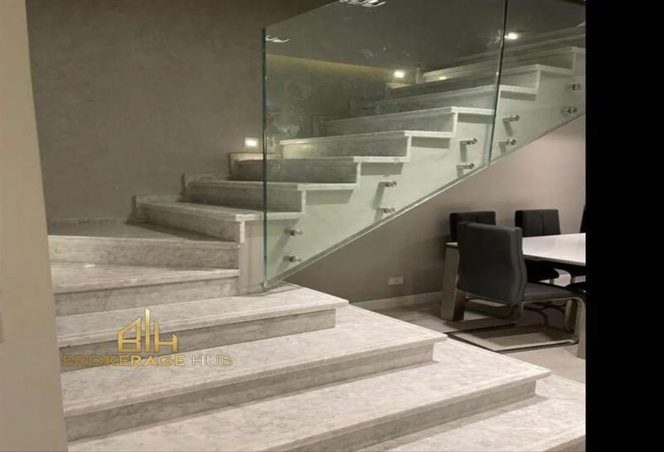 Gallery Image 7