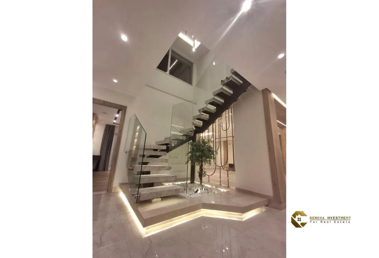 Gallery Image 13