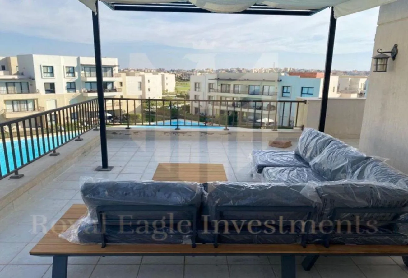 Sale in Marassi: بينتهاوس للبيع في مراسي بلانكا علي الاجون مباشرة