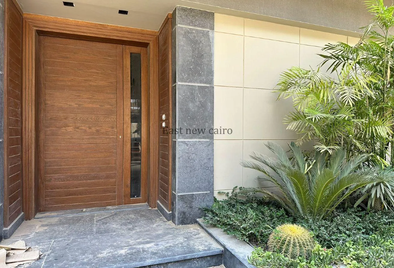 Sale in Palm Hills Katameya Extension: Independent villa for sale, prime location in pk2