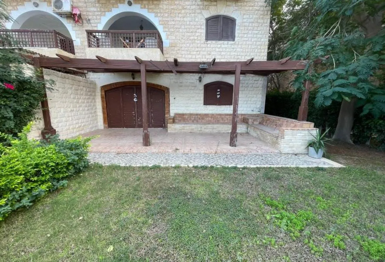 Sale in Marina 1: استدوديو للبيع مارينا 1 بسعر مغري اول صف بعد الفلل
