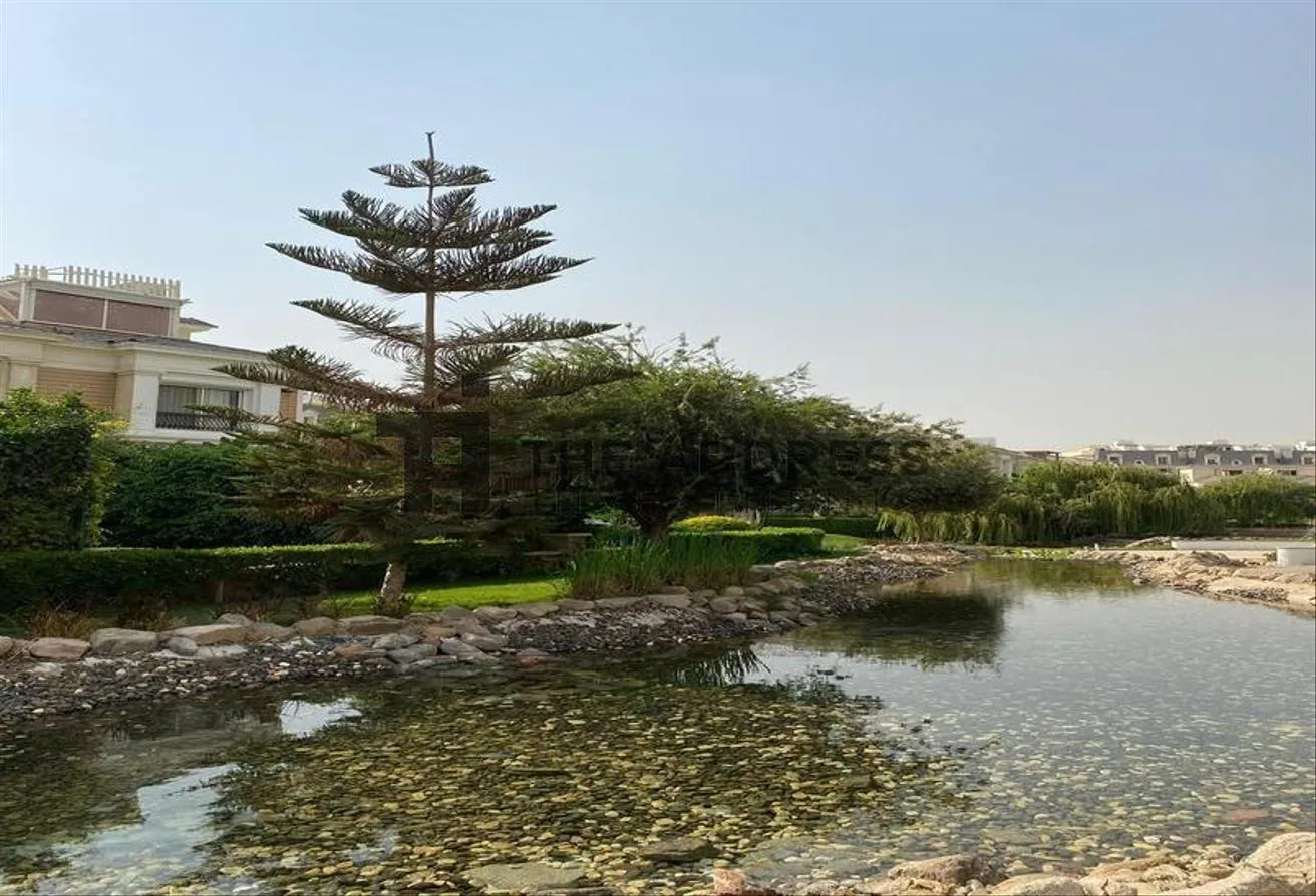 Sale in Mountain View Hyde Park: Townhouse 4bedroom lagoon view installment 7years