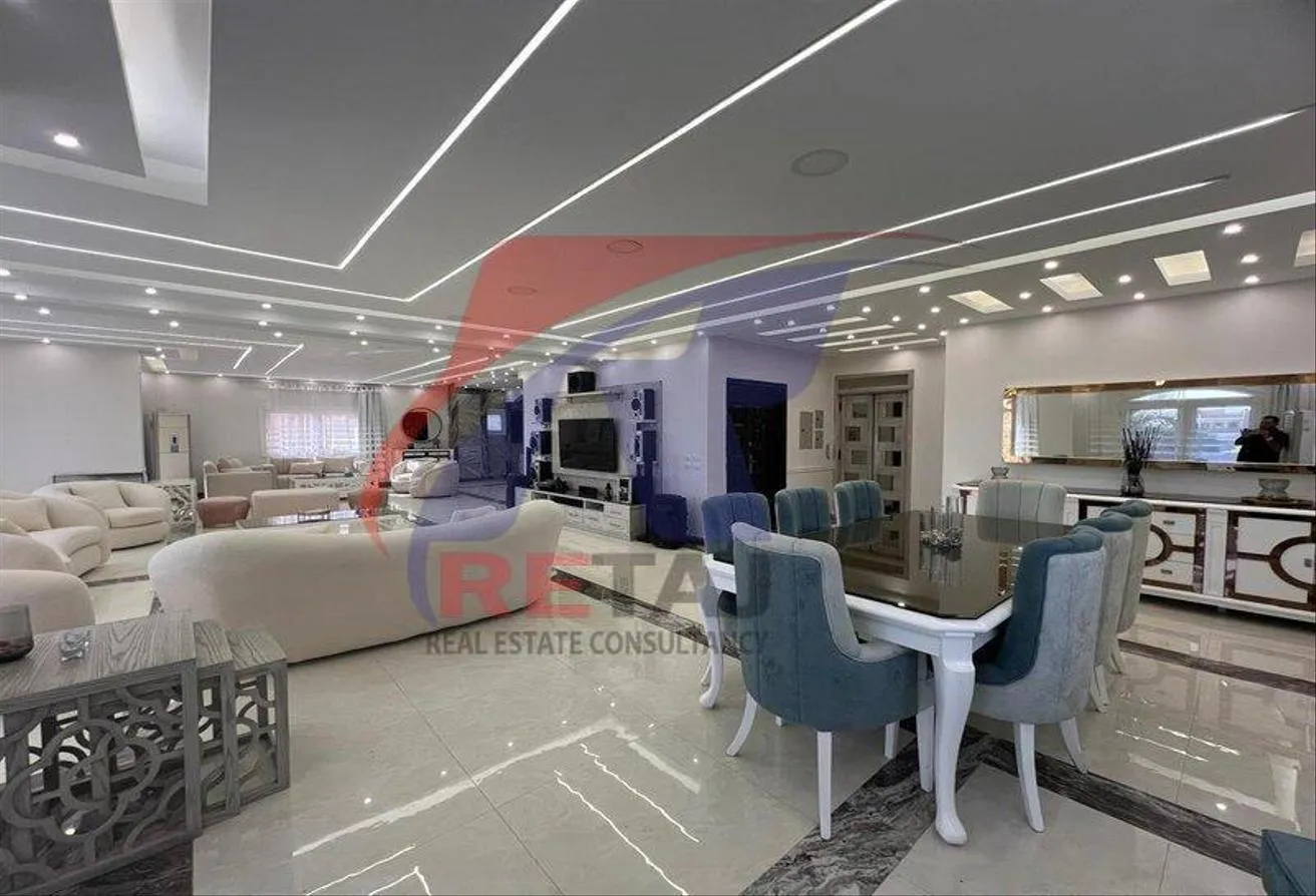 Sale in West Arabella: Apartments for sale in one building in West Arabe