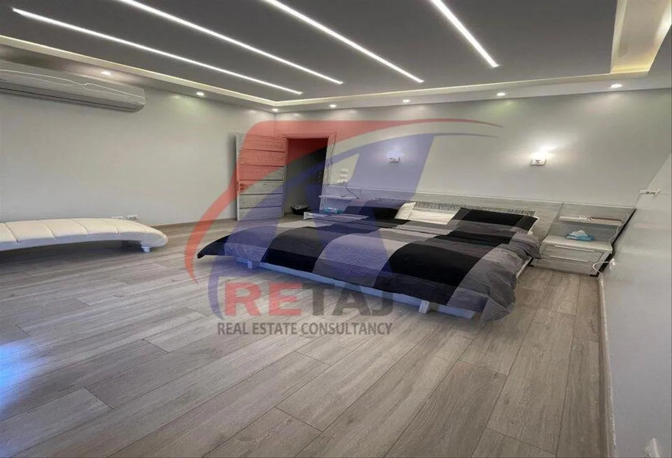 Gallery Image 6