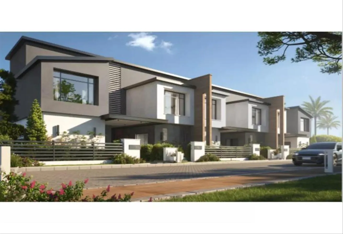 Sale in Creek Town: Villa resale ready to move in new cairo