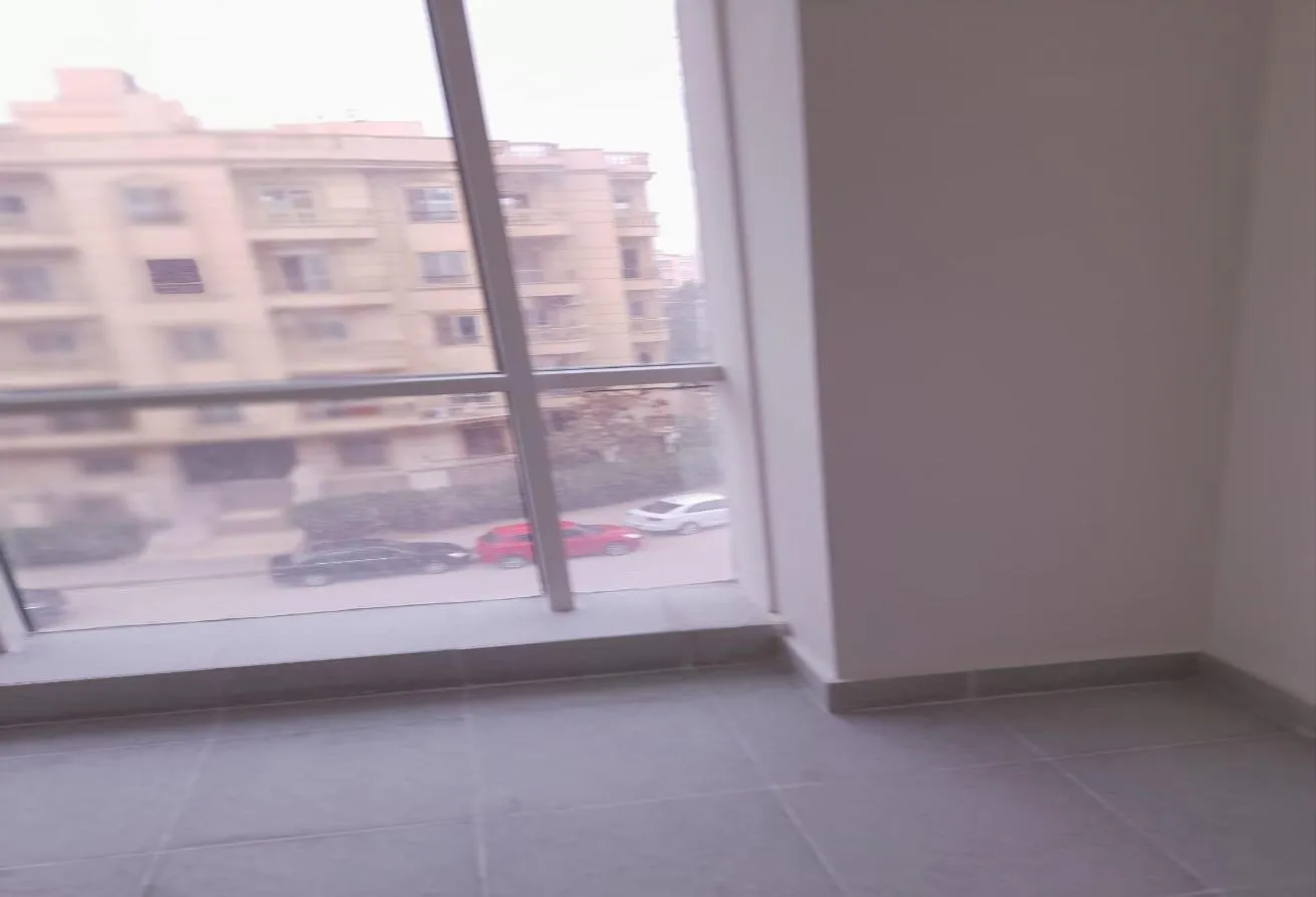 للايجار في التجمع الخامس: عيادة للإيجار بمول أوزون الطبى 
