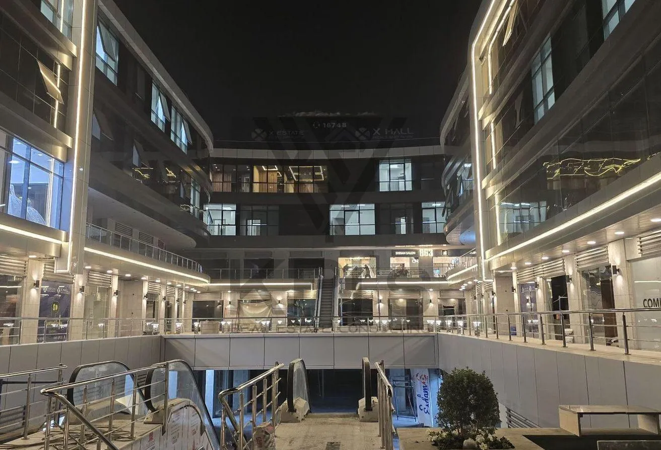 Sale in X Mall: Clinic Ready To Move | Fully finished 3 Escalators