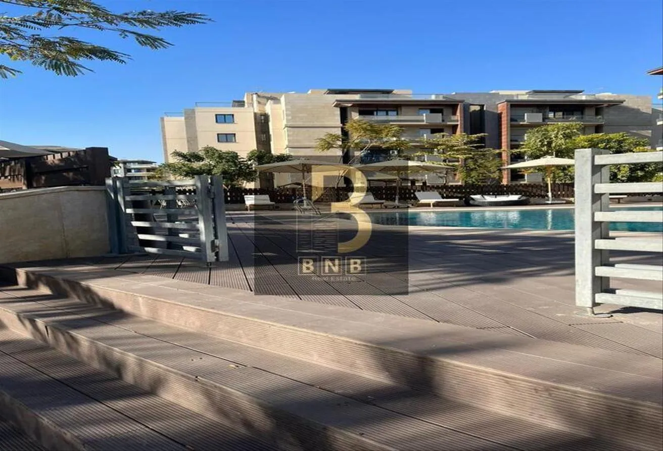 Sale in Azad: Apartment Sale Prime Location in Azad (Landscape)