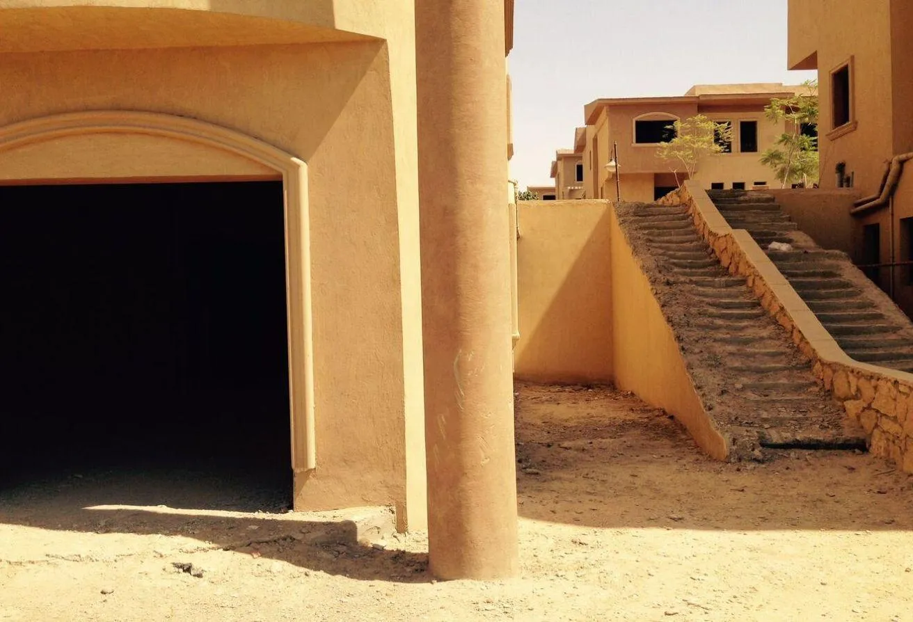 Sale in Moon Valley 2: استلام فوري في الجولدن اسكوير