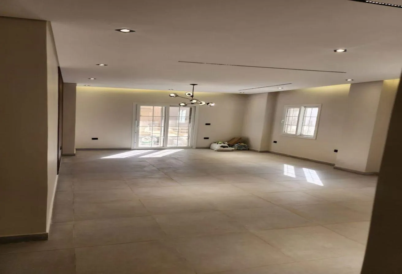 Sale in North Lotus: Apartment for sale inSouthLotus on AlNawadi Street