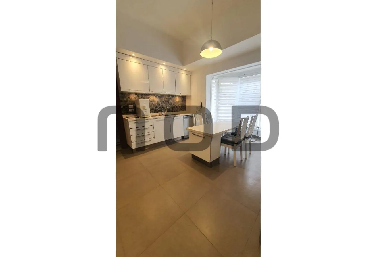 Gallery Image 17
