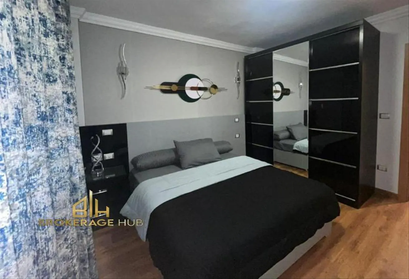 Gallery Image 8