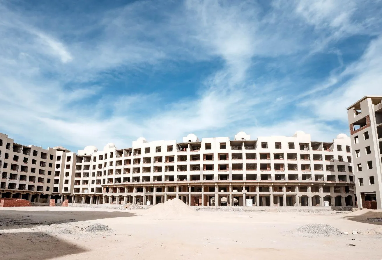 Sale in El Hadaba District: Pool View Apt in the Prestigious Atlantis Resort