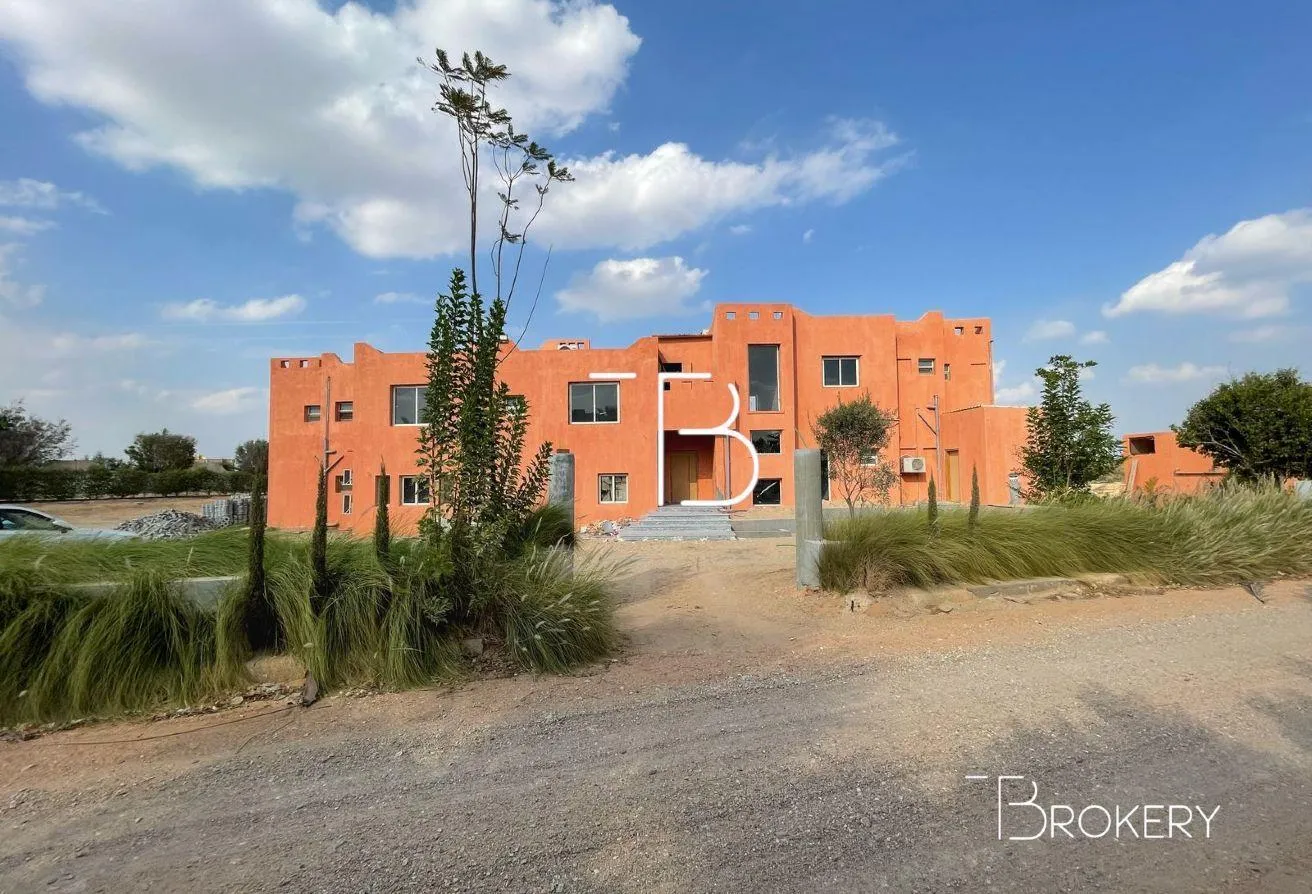 Sale in Santorini: Sandorini compound villa land 3000 Bua 750 for sal