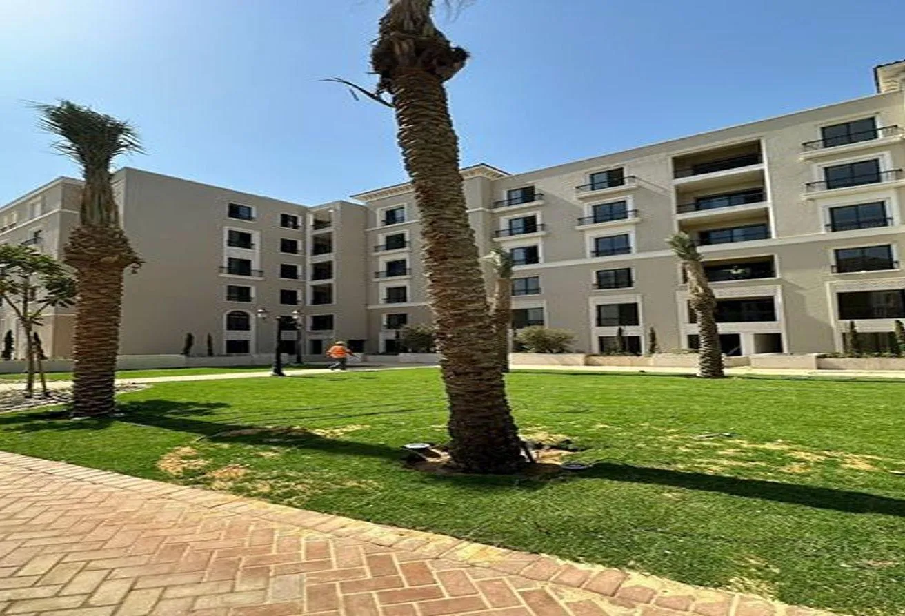 Sale in Mountain View iCity October: شقة في ماونتن فيو أي سيتي أكتوبر -كلوب بارك