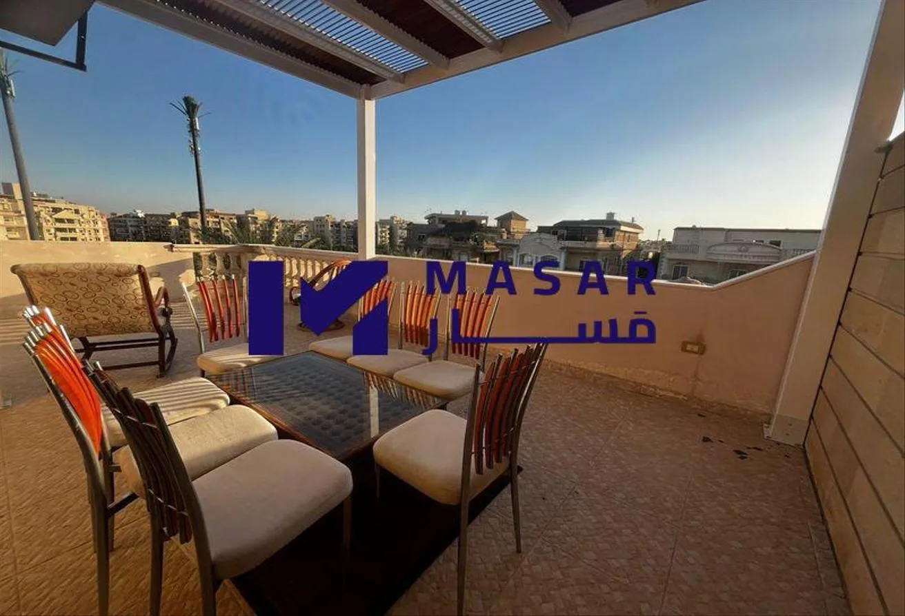 Rent in Al Shouyfat: Located in North Shawyfat area, this elegant villa