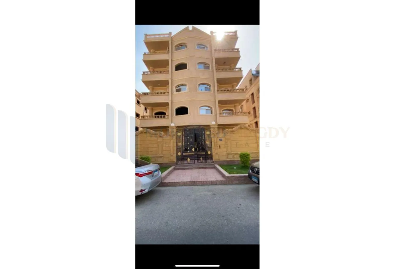 Sale in Touristic Zone 4: شقه للبيع في السياحية الرابعه امام نادي النادي250م