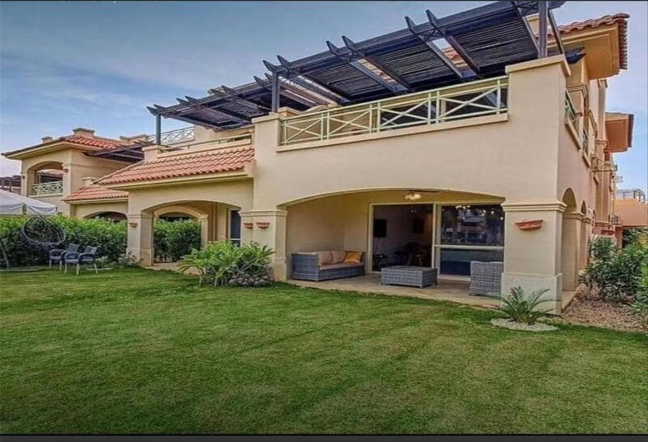 Sale in La vista Ras El Hikma: Fully Finished With AC's - RTM - Prime Location