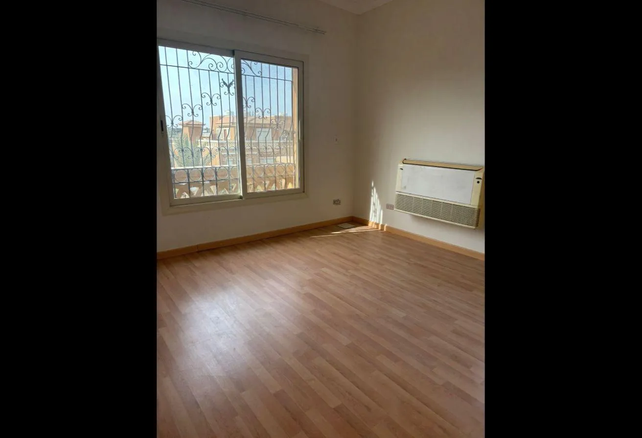 Rent in Bellagio: Twin house for rent semi furnished in Bellagio