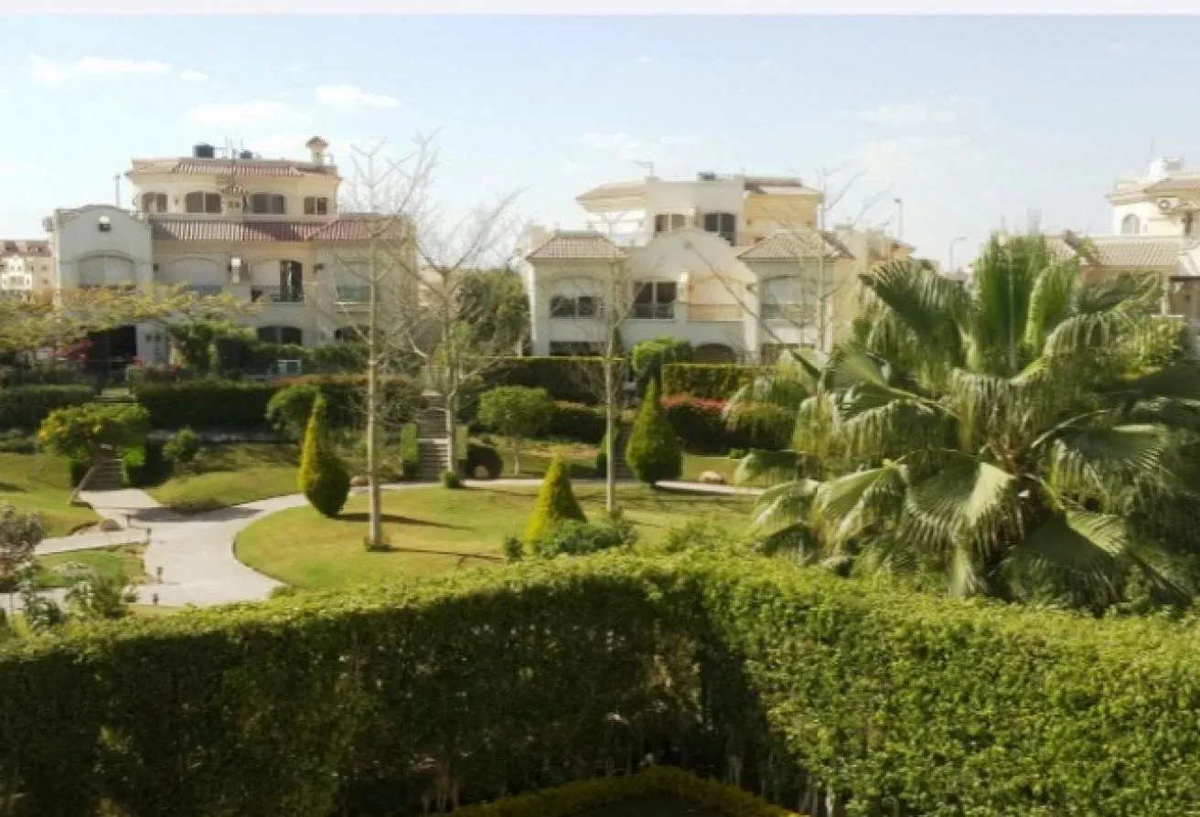 Sale in Al Patio 1: For sale Patio 1 villa 7 bedrooms fully finished 