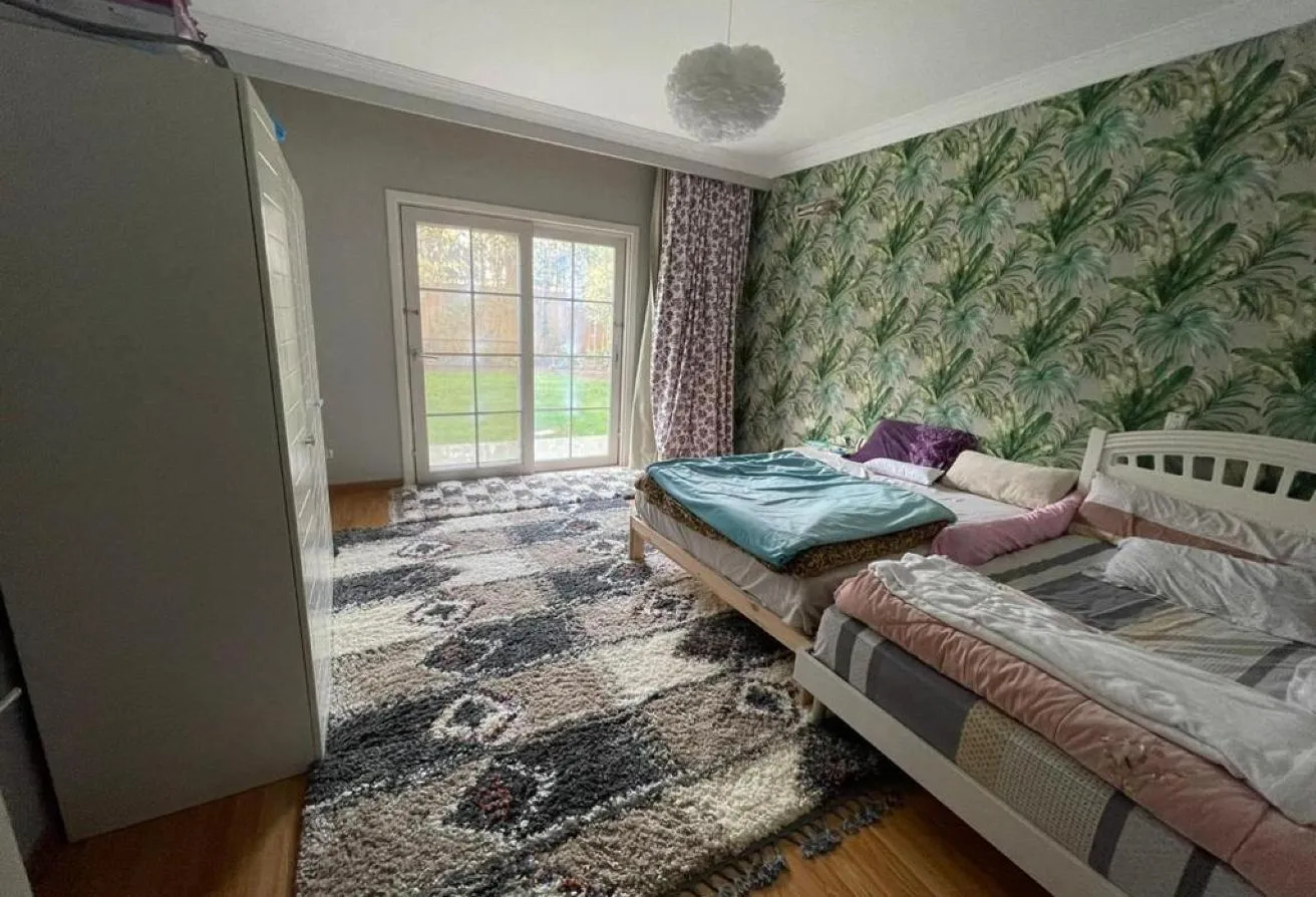 Gallery Image 9