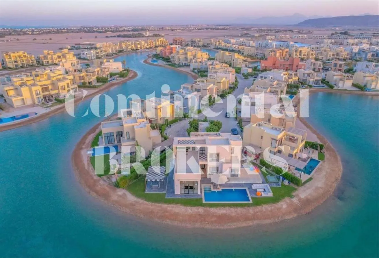 Sale in Makadi Resort: Sea view villa in Makadi El Gouna 0% down payment
