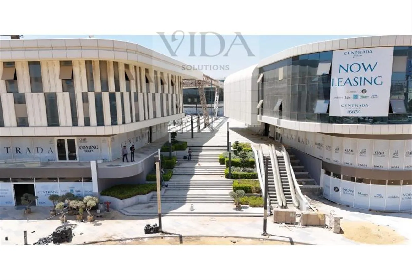 Rent in Centrada Hub: Shop for rent 115m Centrada Juhayna Square