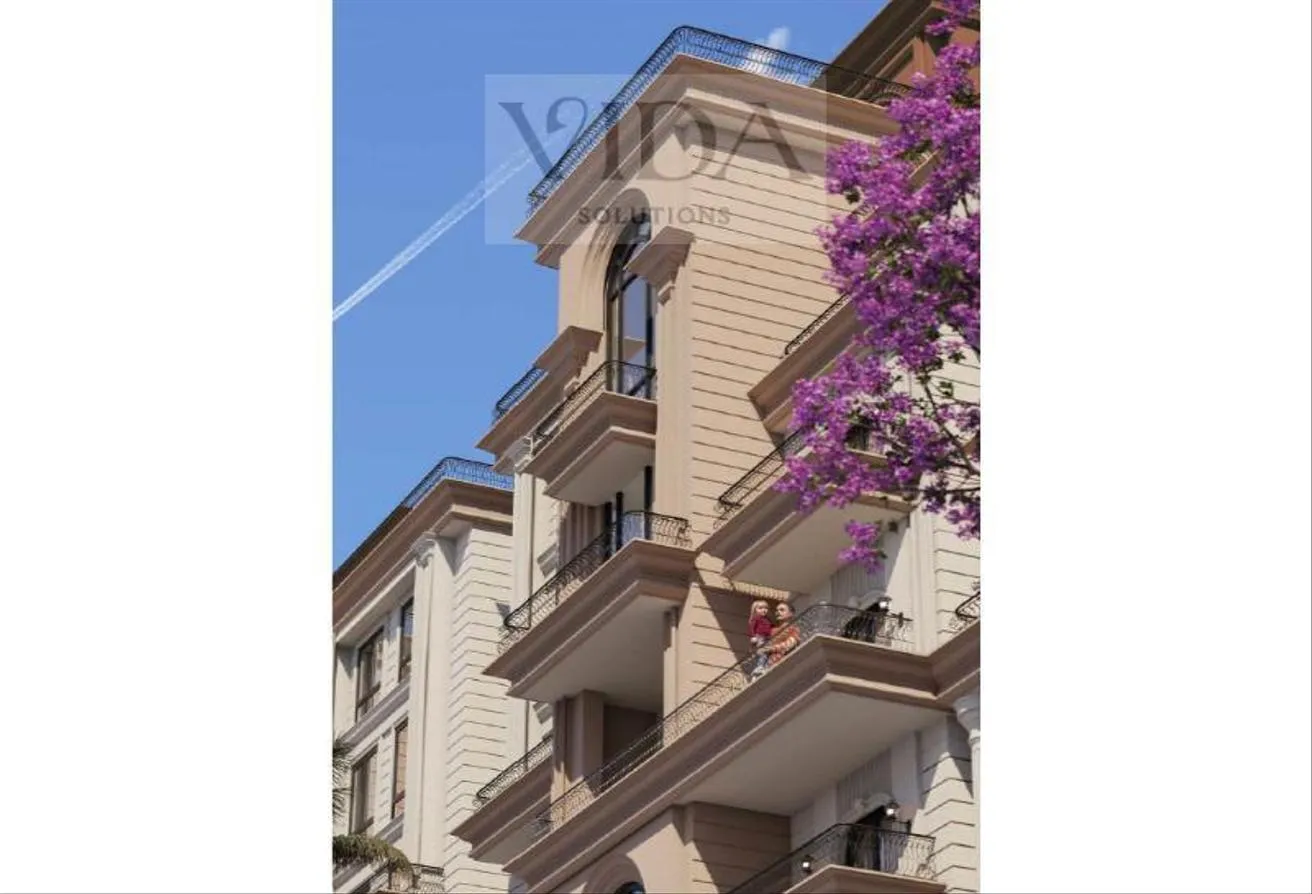 Sale in West Clay: Apartment 3bed installment over 8 years in October