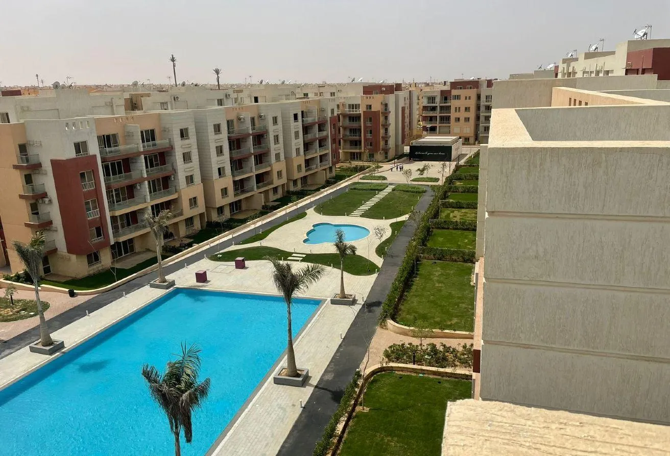البيع في بروميناد القاهرة الجديدة: بنتهاوس للبيع في كمبوند بروميناد – حياة راقية 