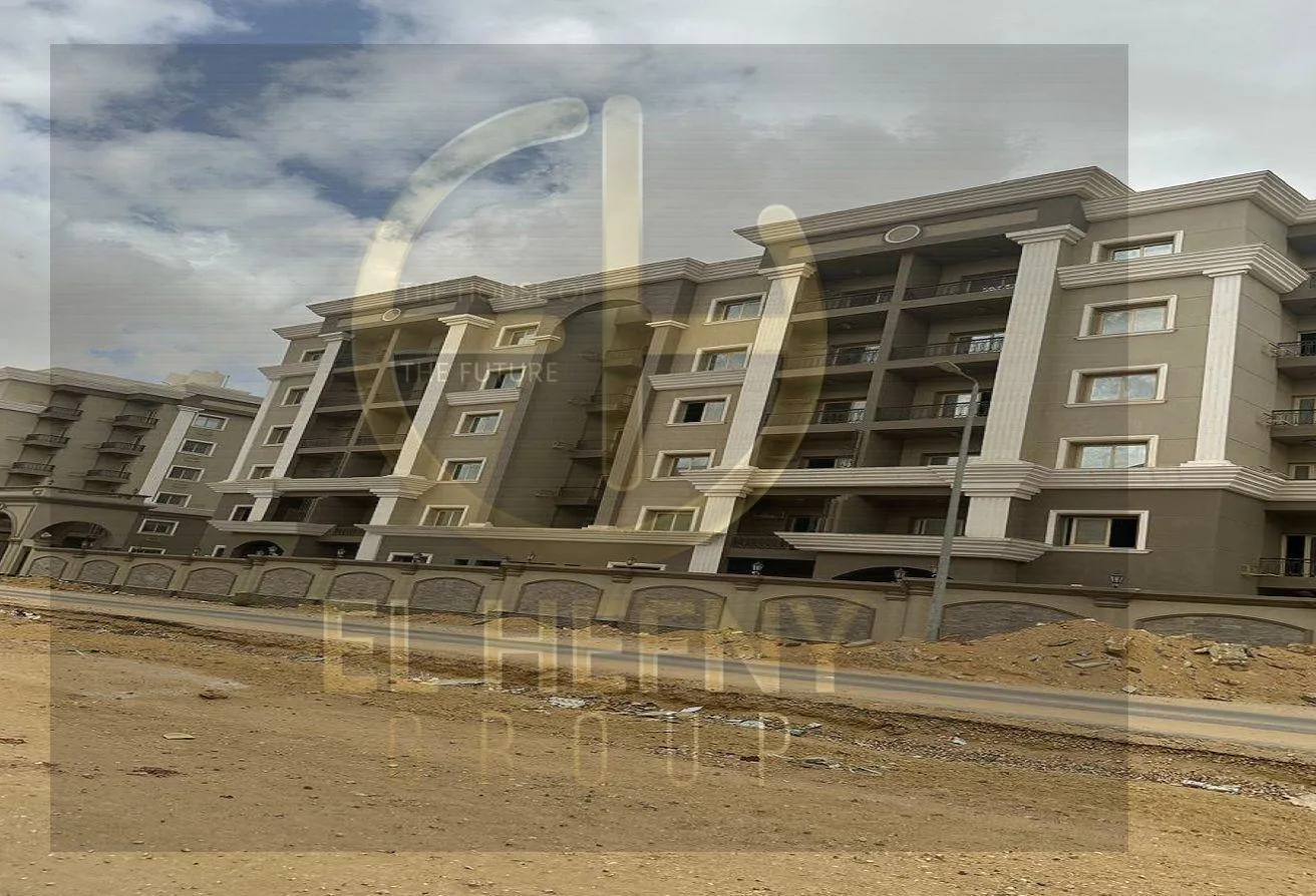 Sale in Yellow Residence: Apartment for sale in Town Residence Compound, Fif