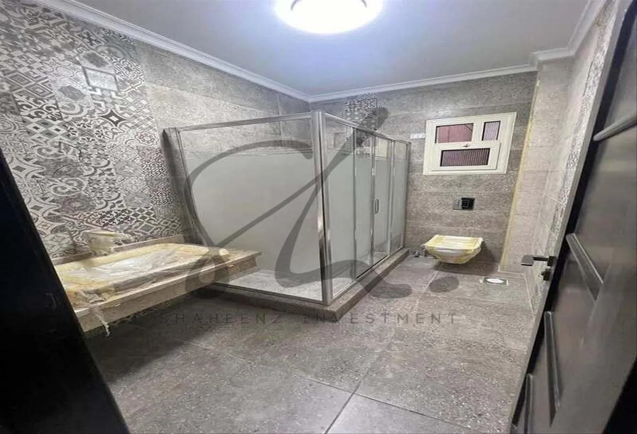 Sale in American University Housing District: villa For sale, in new cairo at the old price