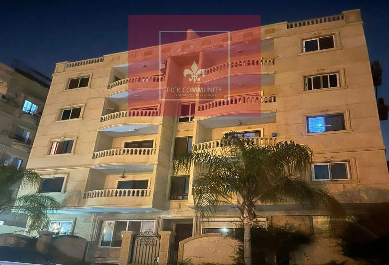 Sale in El Banafseg Apartment Buildings: Admin office for sale in front of Qasr ElKbabgy