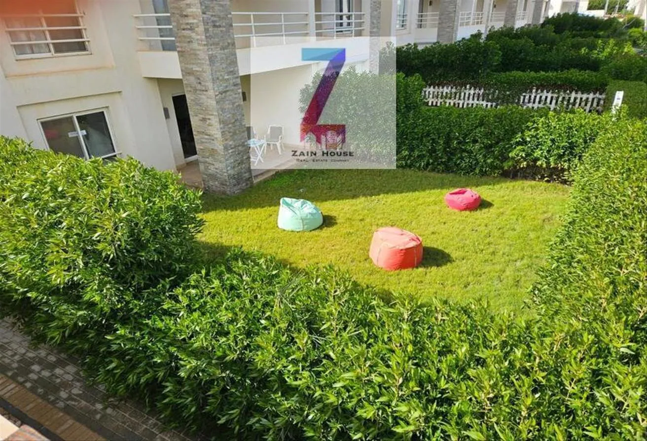 البيع في أمواج: شاليه ارضي بجاردن  فيو علي اكبر حمام سباحة 