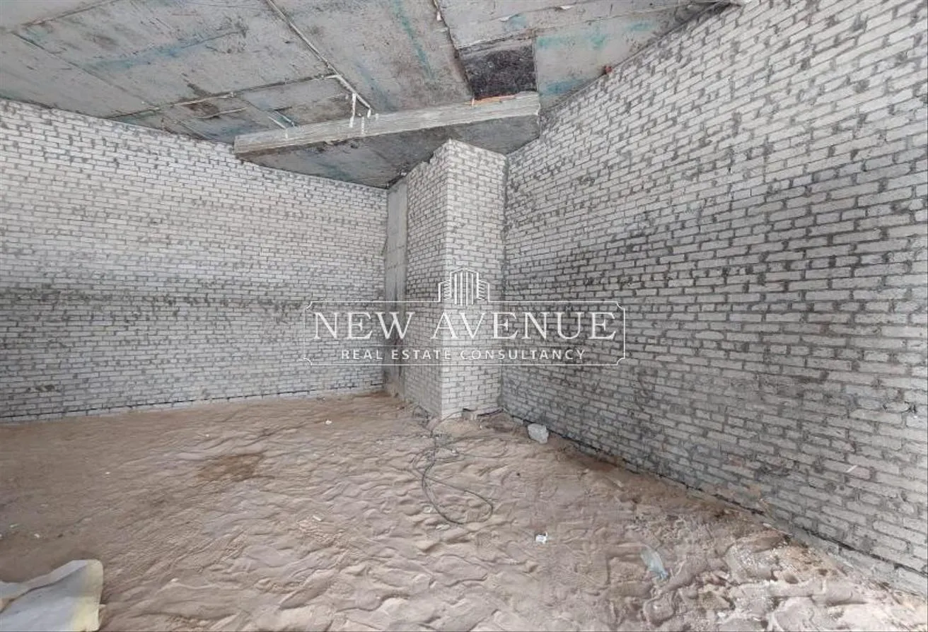 Sale in Dyar Compound: READY TO MOVE Villa FINISHED Resale in New Cairo