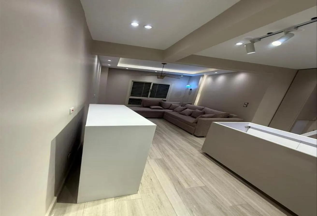 Sale in Degla Palms: Two open apartments, 160m in Degla Palms compound