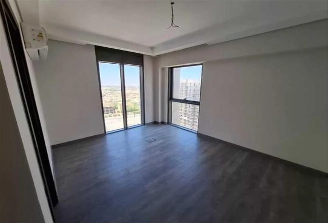 Gallery Image 9