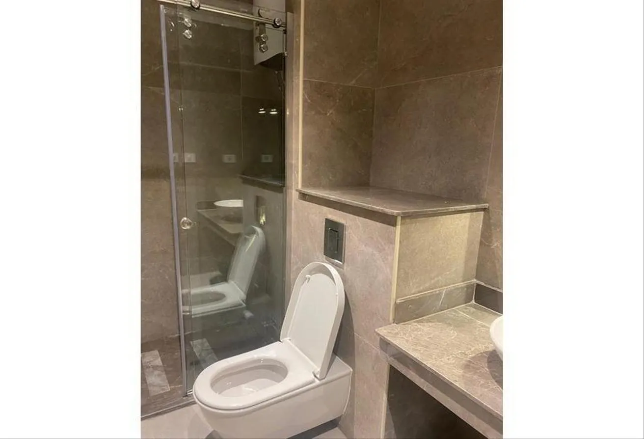 Gallery Image 14