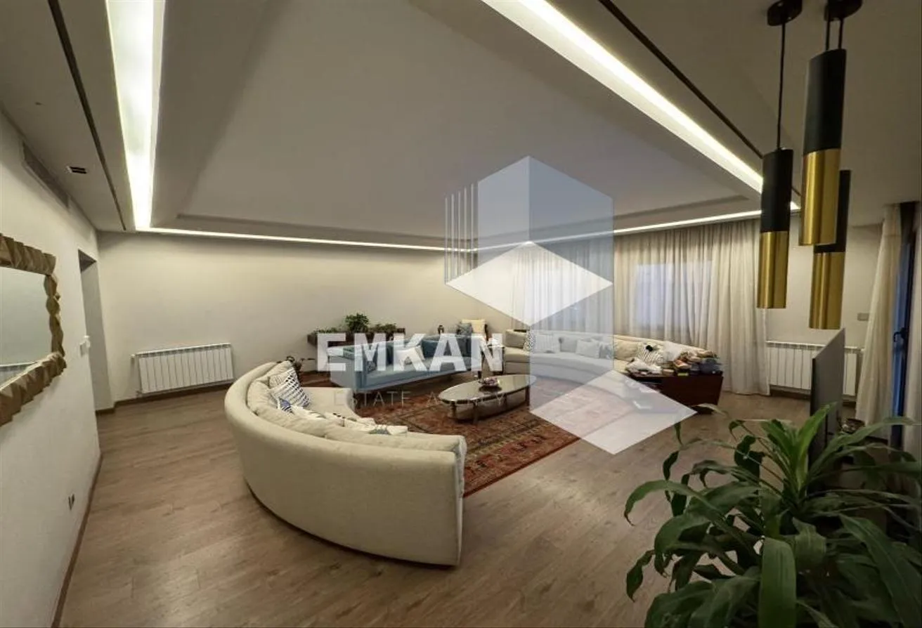Sale in Westown: For sale penthouse in Westown Sodic