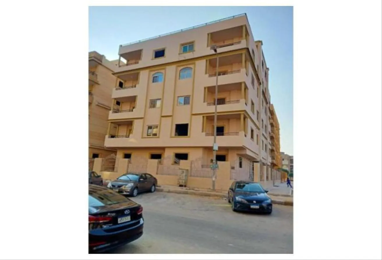 Sale in The 1st Settlement: Apartment Super Lux Immediate Receipt In El Banafseg