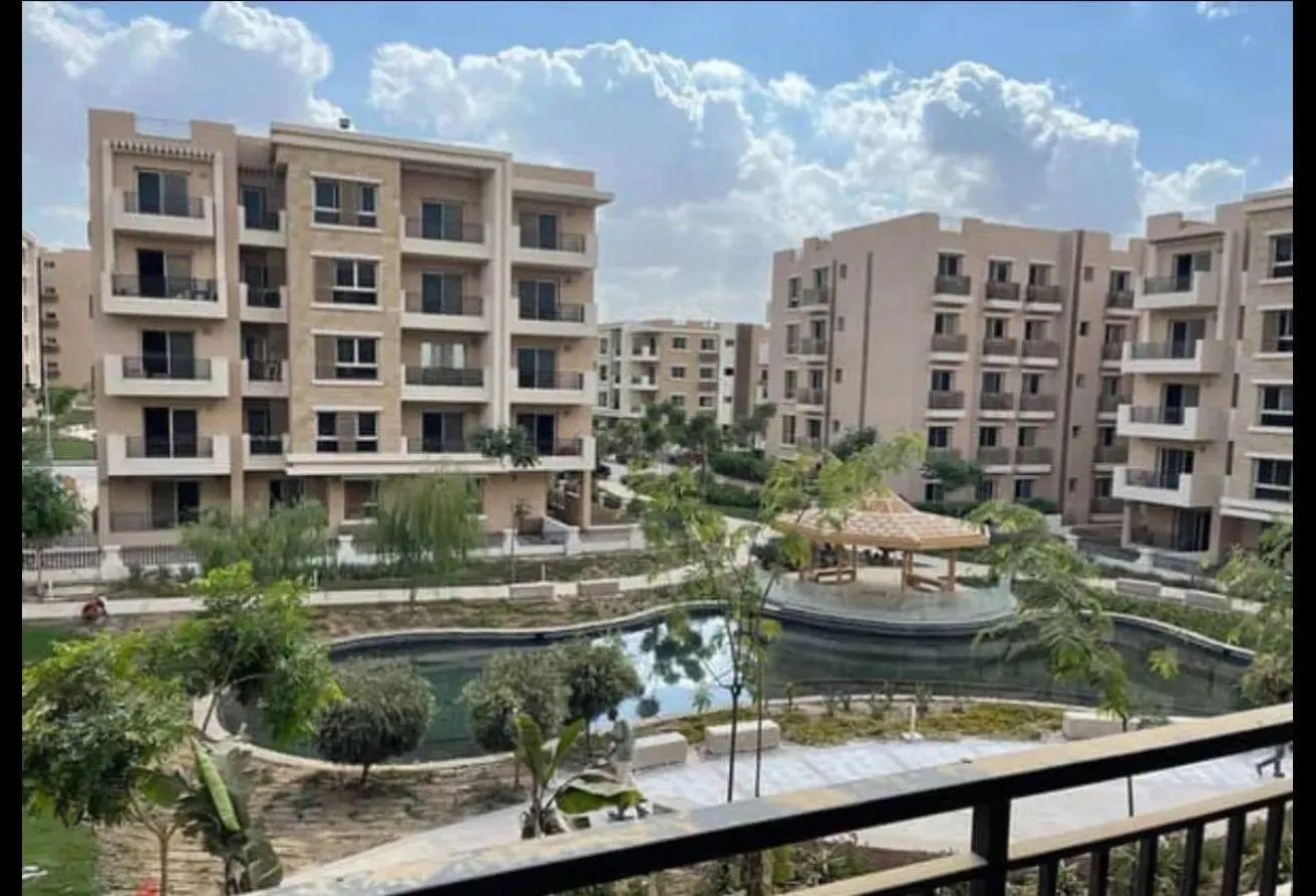 Sale in Sarai: دبلكس للبيع برايم لوكيشن في سراي القاهرة الجديدة
