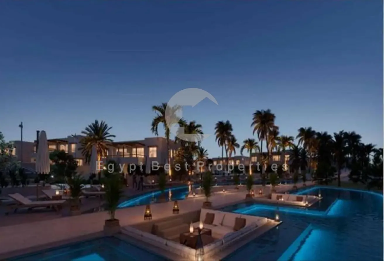 Sale in Direction White: FIRST LAUNCH lagoon view penthouse  over 10y !....