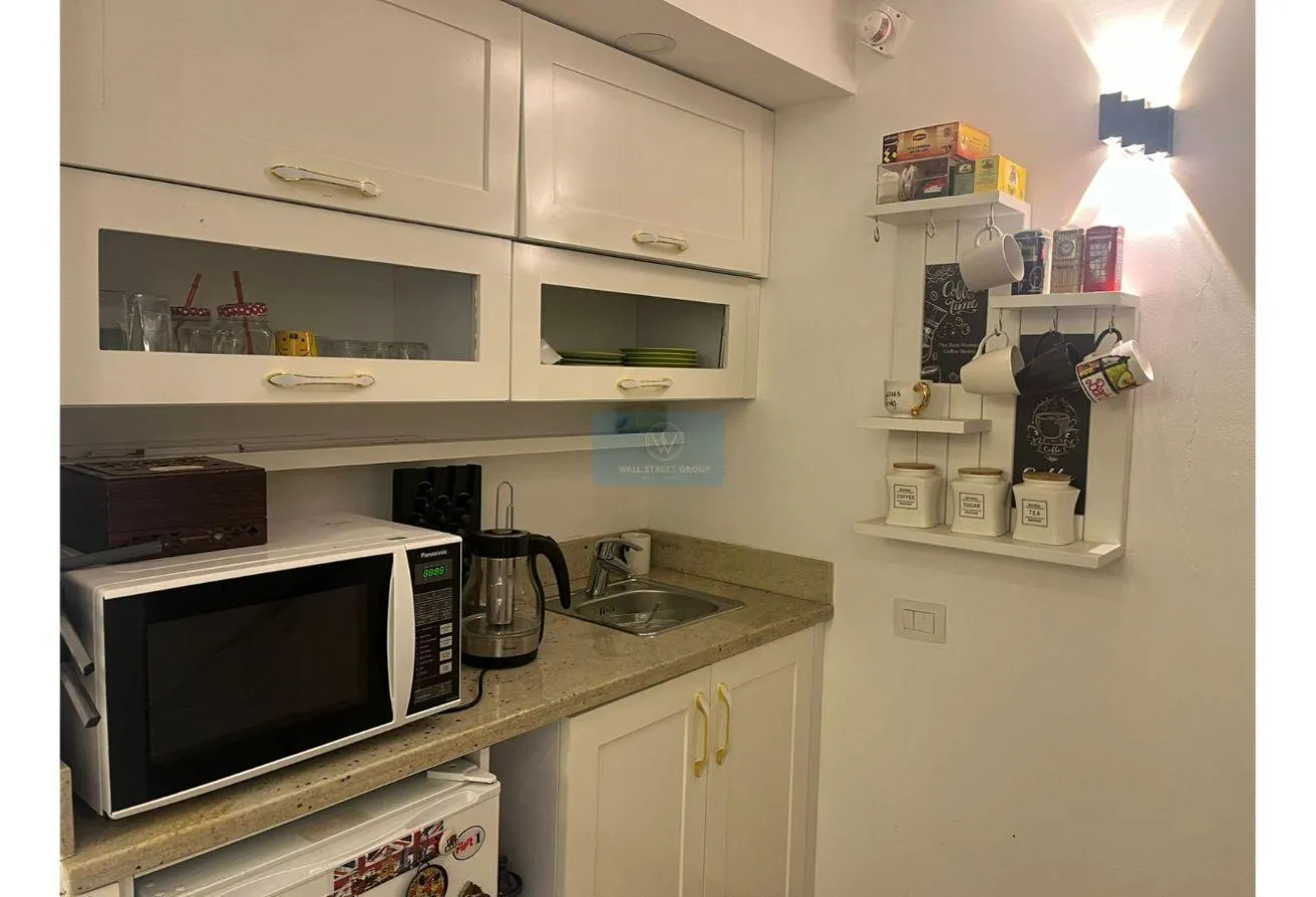 Gallery Image 18