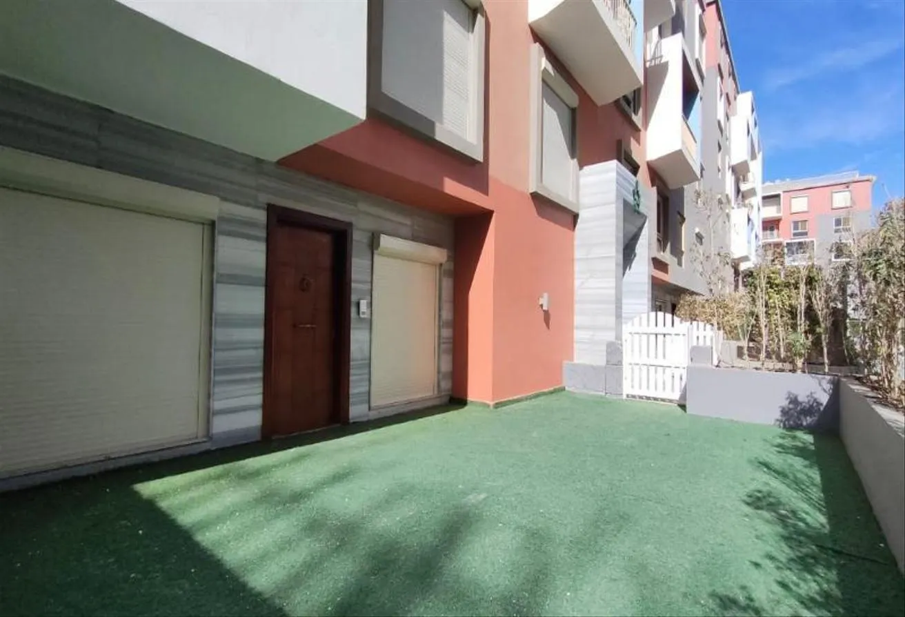 Sale in Amorada: Unique Duplex For Sale 211m Furnished with ACs.