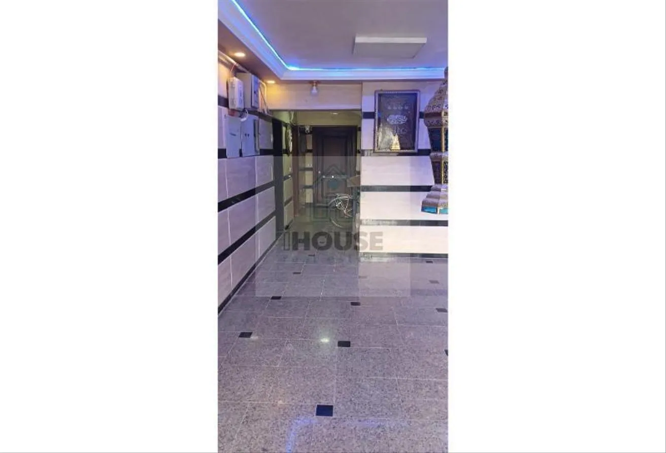 Sale in Z4 Mall Janna Zayed: شقه للبيع جنه زايد 1 بجوار سعودي
