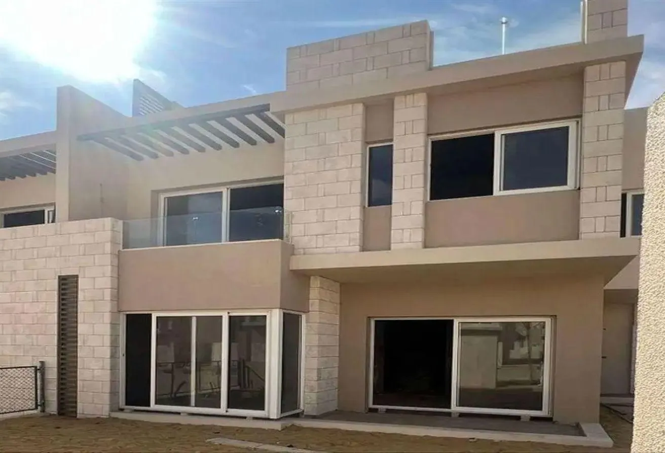 Sale in Tawny: Twin House Villa Ready to move in Tawny Hyde Park